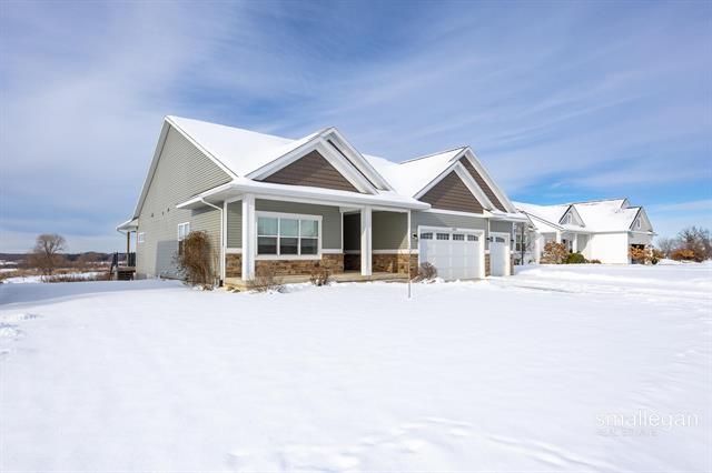 Builiding view thirty seven for 1845 Kenowa, Grand Rapids, MI. 49534