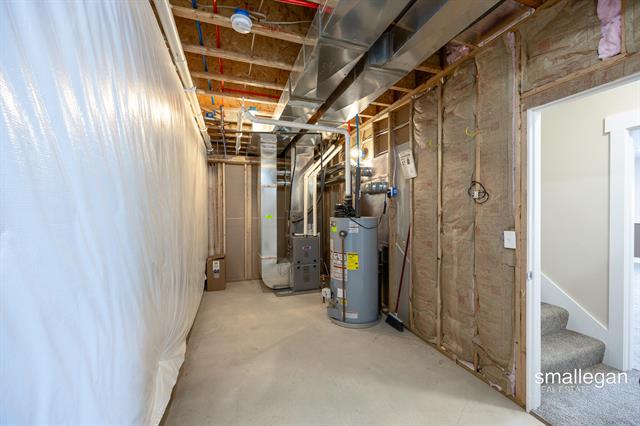 Builiding view thirty three for 1845 Kenowa, Grand Rapids, MI. 49534