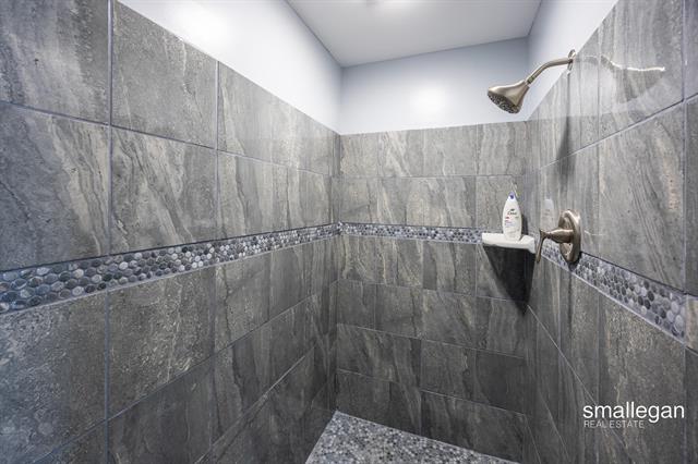 Builiding view thirty for 1845 Kenowa, Grand Rapids, MI. 49534