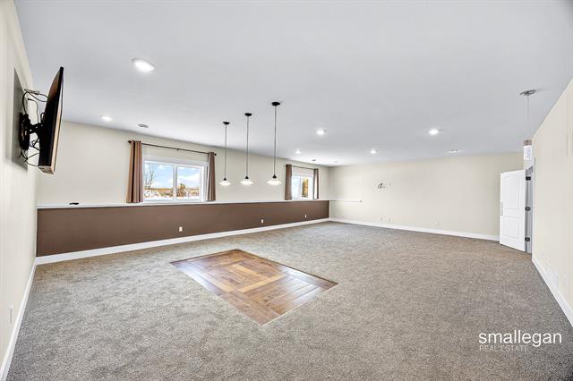 Builiding view twenty seven for 1845 Kenowa, Grand Rapids, MI. 49534