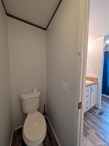 Builiding view nineteen for 11045 Woodland Ridge, South Lyon, MI. 48178