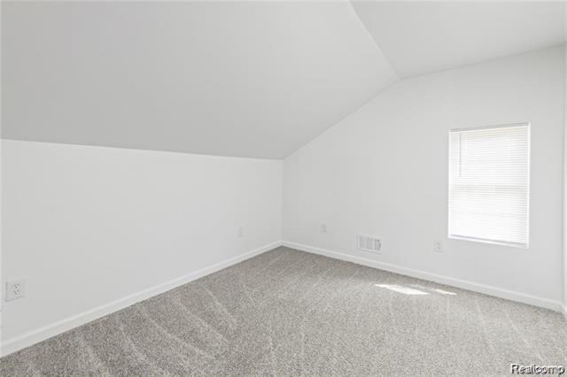 Builiding view fifteen for 19434 Saint Aubin, Detroit, MI. 48234