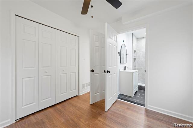 Builiding view ten for 19434 Saint Aubin, Detroit, MI. 48234