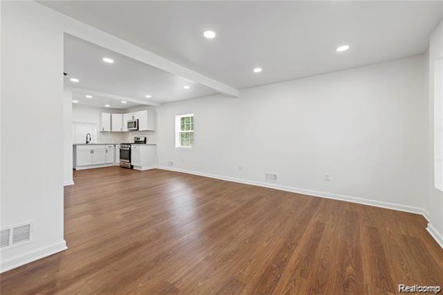 Builiding view three for 19434 Saint Aubin, Detroit, MI. 48234