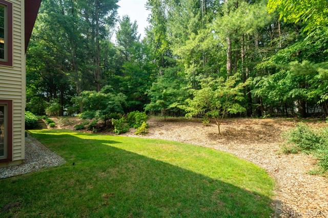 Builiding view fifteen for 186 Tiffany Ridge, Holland, MI. 49424