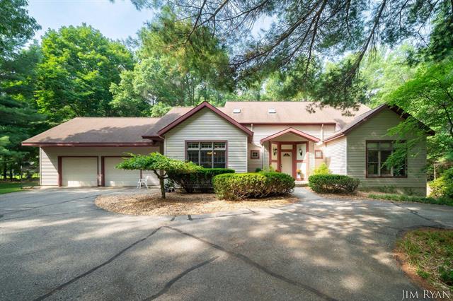 Builiding view forty for 186 Tiffany Ridge, Holland, MI. 49424