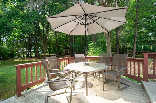 Builiding view ten for 186 Tiffany Ridge, Holland, MI. 49424