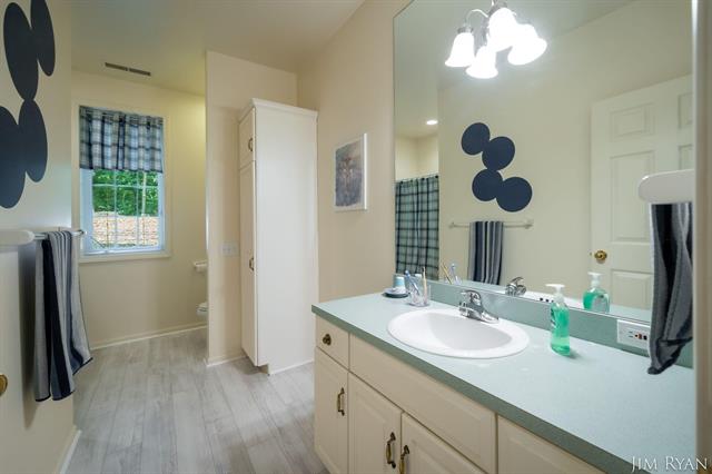 Builiding view thirty nine for 186 Tiffany Ridge, Holland, MI. 49424