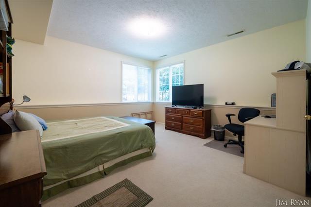 Builiding view thirty six for 186 Tiffany Ridge, Holland, MI. 49424