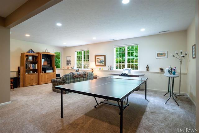 Builiding view thirty three for 186 Tiffany Ridge, Holland, MI. 49424