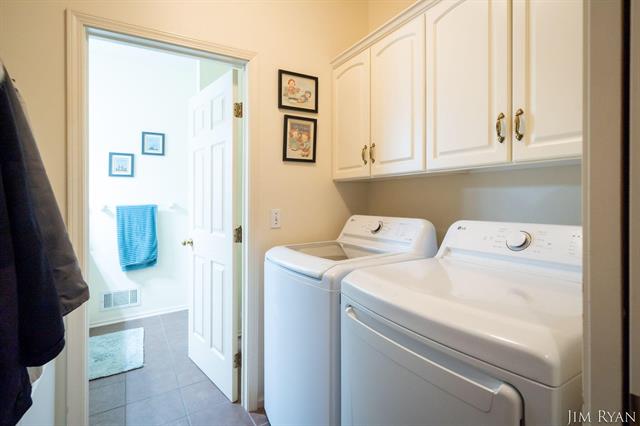 Builiding view twenty three for 186 Tiffany Ridge, Holland, MI. 49424