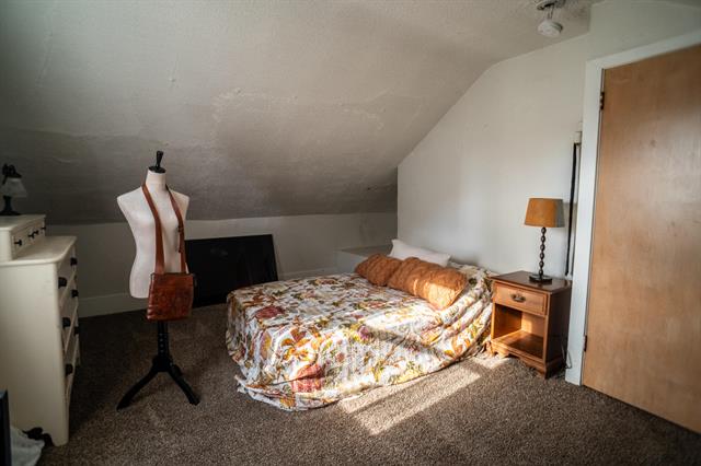 Builiding view fifteen for 274 6Th, Manistee, MI. 49660