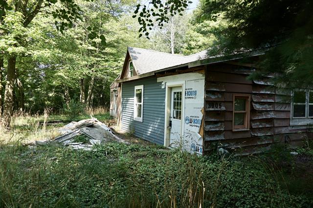 front view for 3905 Adams Road, Ravenna, Mi. 49451
