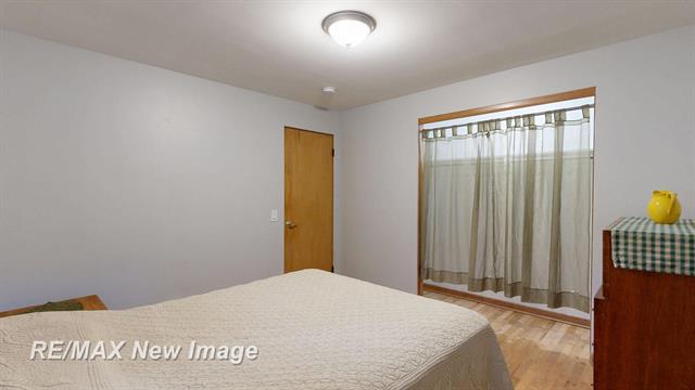 Builiding view eighteen for 1534 Gay, Midland, MI. 48640