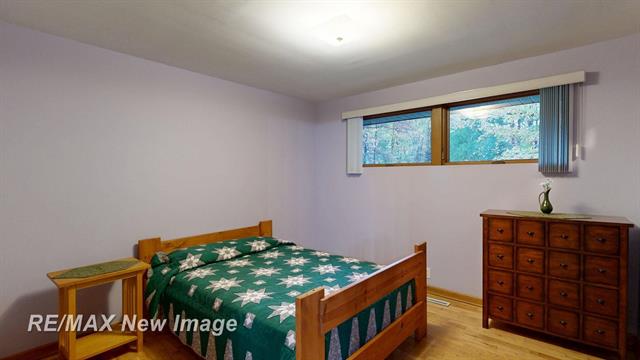 Builiding view fifteen for 1534 Gay, Midland, MI. 48640