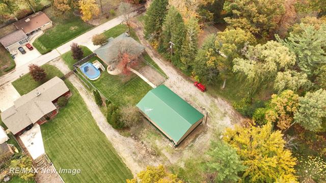 Builiding view forty two for 1534 Gay, Midland, MI. 48640