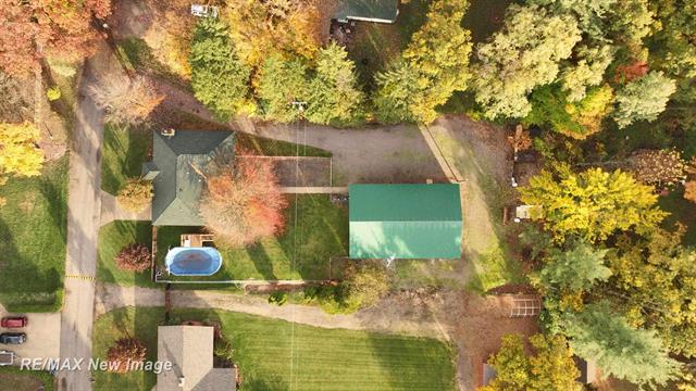 Builiding view thirty eight for 1534 Gay, Midland, MI. 48640