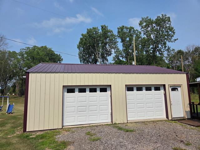 Builiding view three for 1113 Euclid, Alma, MI. 48801