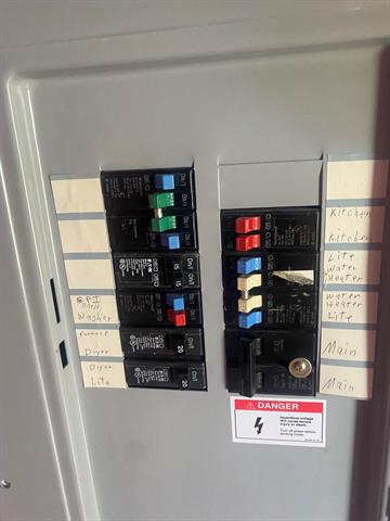 Builiding view twenty four for 1113 Euclid, Alma, MI. 48801