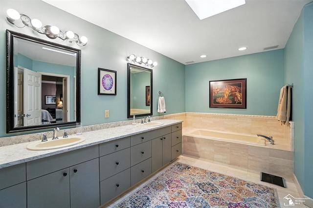 Builiding view forty seven for 510 Ave De Lafayette, Monroe, MI. 48162