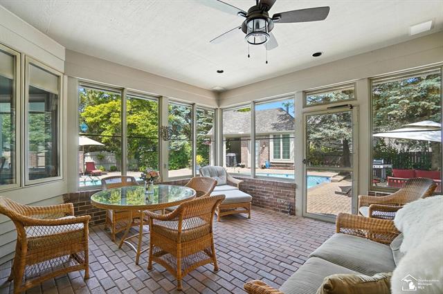 Builiding view forty for 510 Ave De Lafayette, Monroe, MI. 48162