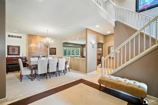 Builiding view fourteen for 510 Ave De Lafayette, Monroe, MI. 48162