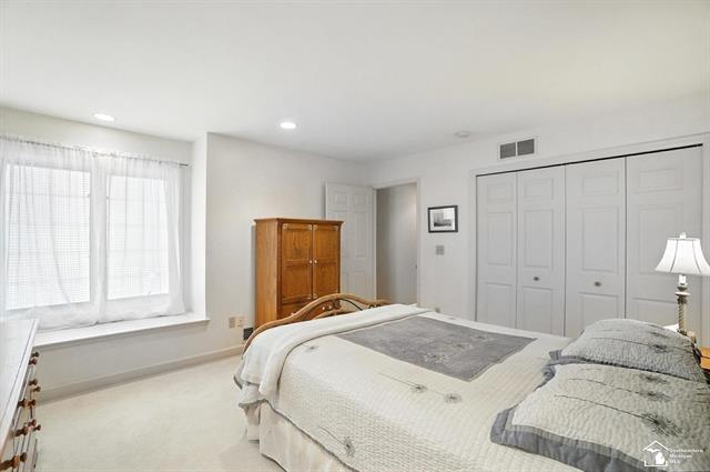 Builiding view sixty six for 510 Ave De Lafayette, Monroe, MI. 48162