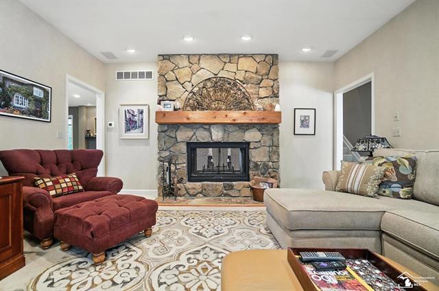 Builiding view thirty four for 510 Ave De Lafayette, Monroe, MI. 48162