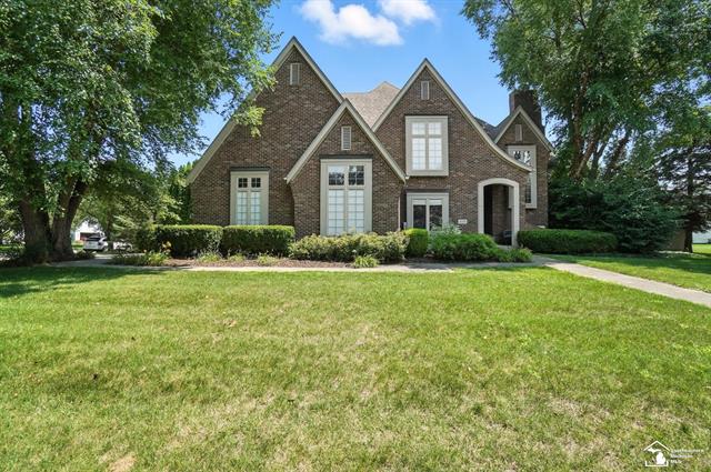 Builiding view three for 510 Ave De Lafayette, Monroe, MI. 48162