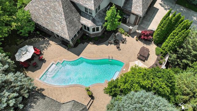 Builiding view twelve for 510 Ave De Lafayette, Monroe, MI. 48162