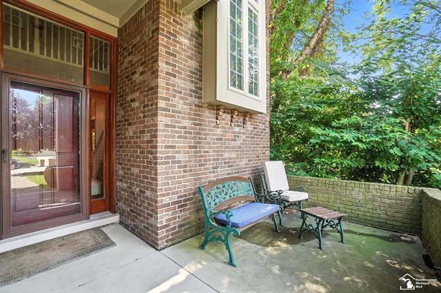 Builiding view two for 510 Ave De Lafayette, Monroe, MI. 48162