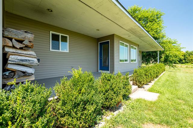 Builiding view fifty three for 10151 Hitchingham, Milan, MI. 48160