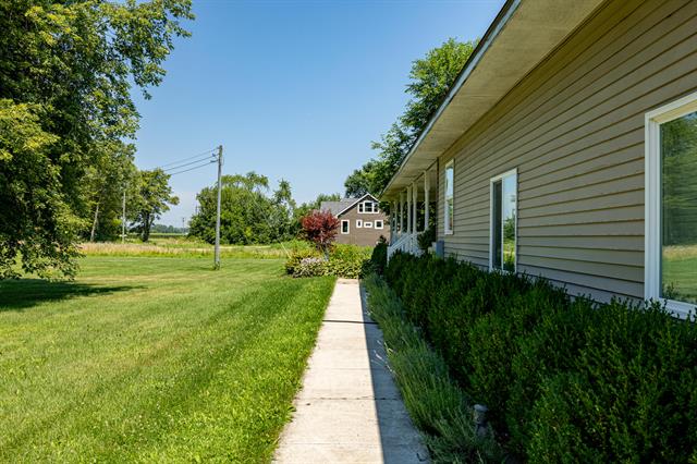 Builiding view fifty two for 10151 Hitchingham, Milan, MI. 48160