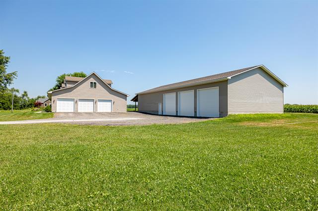 Builiding view sixty two for 10151 Hitchingham, Milan, MI. 48160