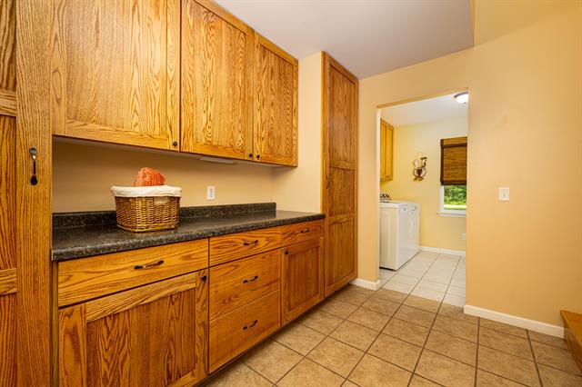 Builiding view thirty one for 10151 Hitchingham, Milan, MI. 48160