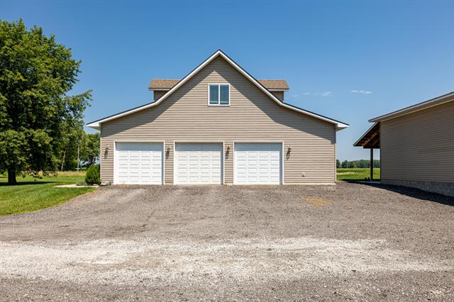 Builiding view three for 10151 Hitchingham, Milan, MI. 48160