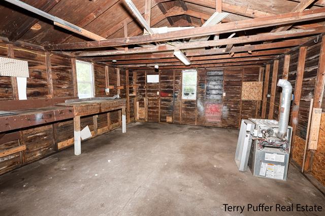 Builiding view fifteen for 2657 Roberts, Muskegon, MI. 49444