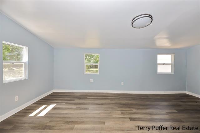 Builiding view five for 2657 Roberts, Muskegon, MI. 49444