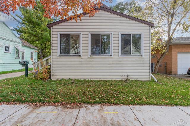 Builiding view thirteen for 1010 13Th, Bay City, MI. 48708