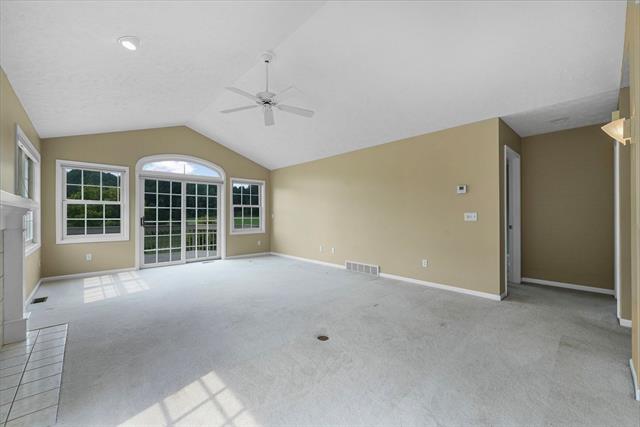 Builiding view eight for 2911 Crown, Traverse City, MI. 49684