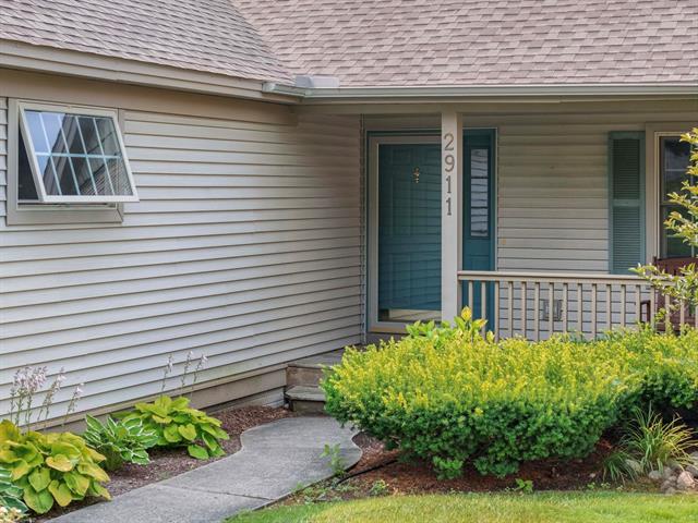 Builiding view four for 2911 Crown, Traverse City, MI. 49684