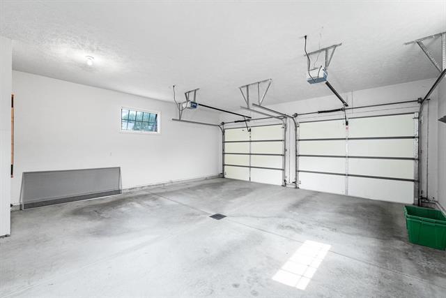 Builiding view thirty one for 2911 Crown, Traverse City, MI. 49684