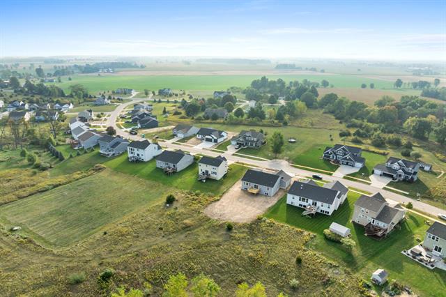 Builiding view thirty one for 9237 Shimano, Portland, MI. 48875