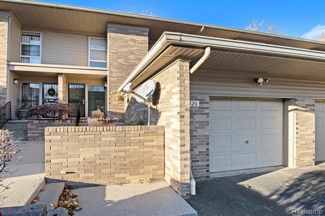 Builiding view twenty one for 1226 Saint Aubin Place, Detroit, MI. 48207