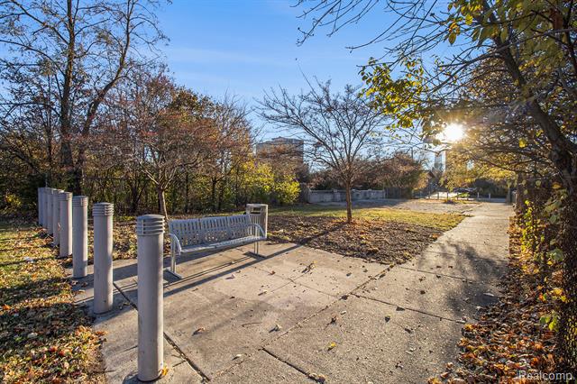 Builiding view twenty six for 1226 Saint Aubin Place, Detroit, MI. 48207