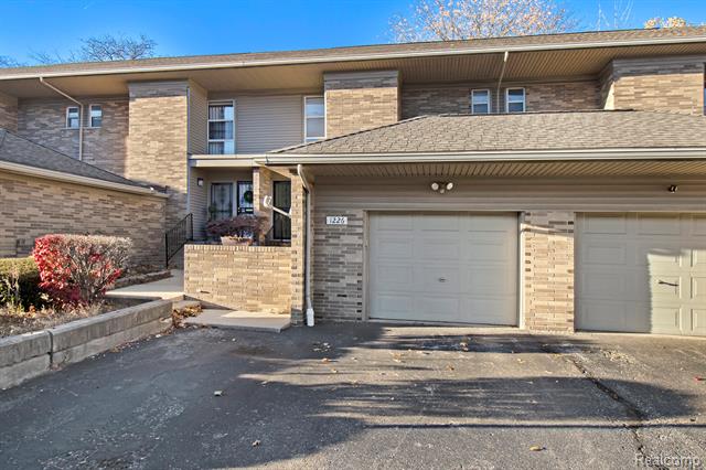 Builiding view twenty for 1226 Saint Aubin Place, Detroit, MI. 48207