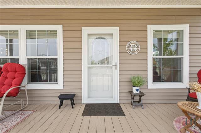 Builiding view eight for 5906 Trillium Hills, Rockford, MI. 49341