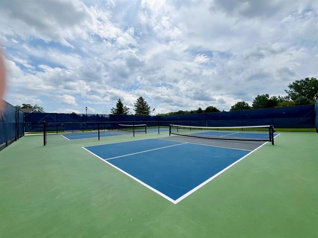 Builiding view fifty eight for 5906 Trillium Hills, Rockford, MI. 49341