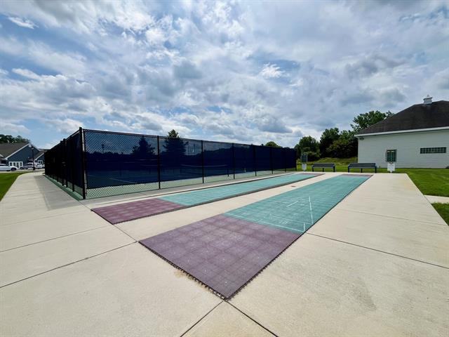 Builiding view fifty nine for 5906 Trillium Hills, Rockford, MI. 49341