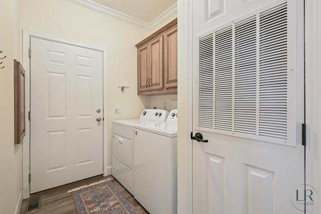 Builiding view twenty seven for 5906 Trillium Hills, Rockford, MI. 49341